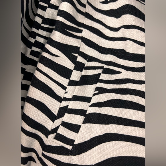 Talbots round neck zebra print longline jacket. Size 10. NWT. - Picture 4 of 9